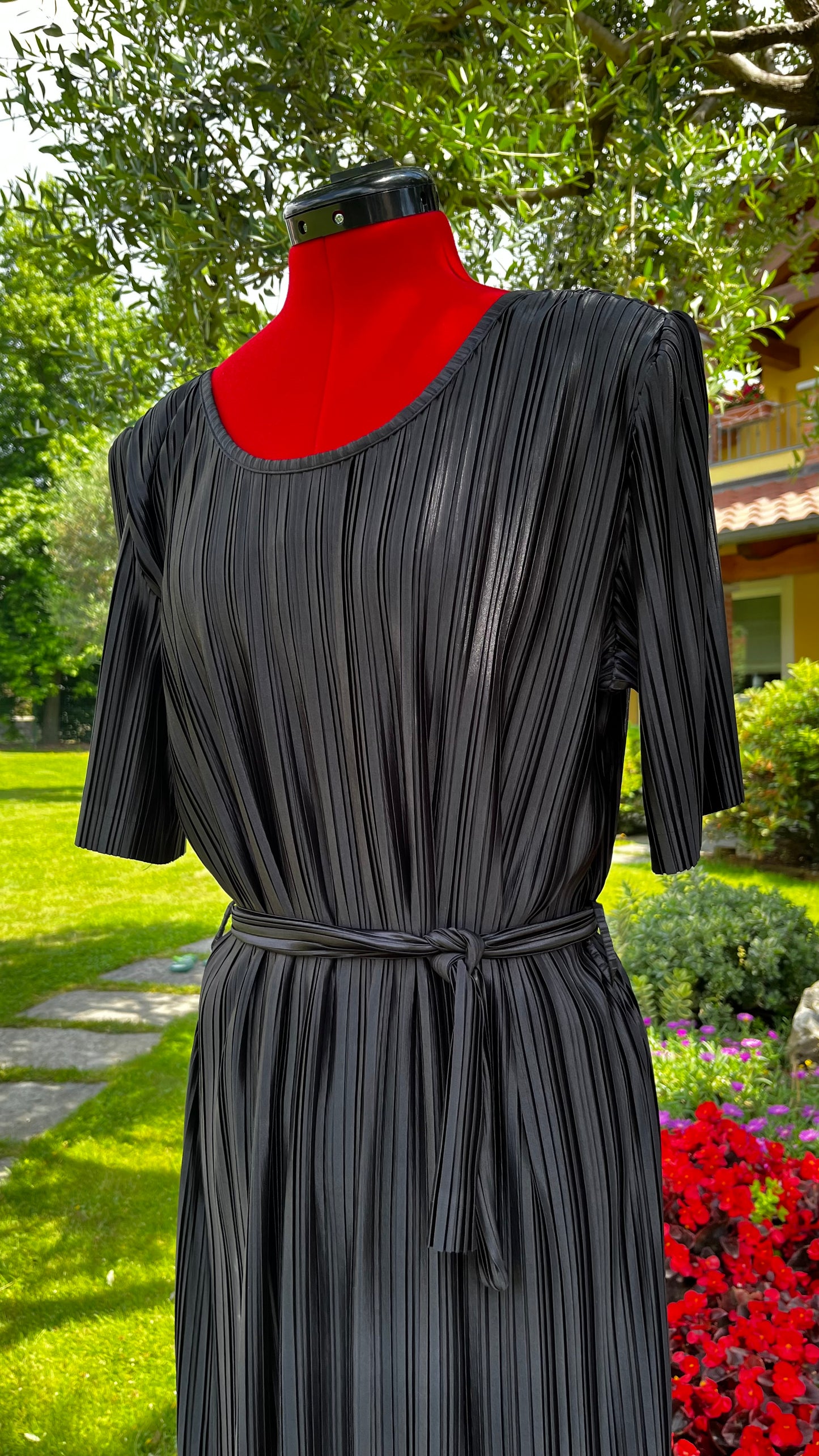 Abito midi nero