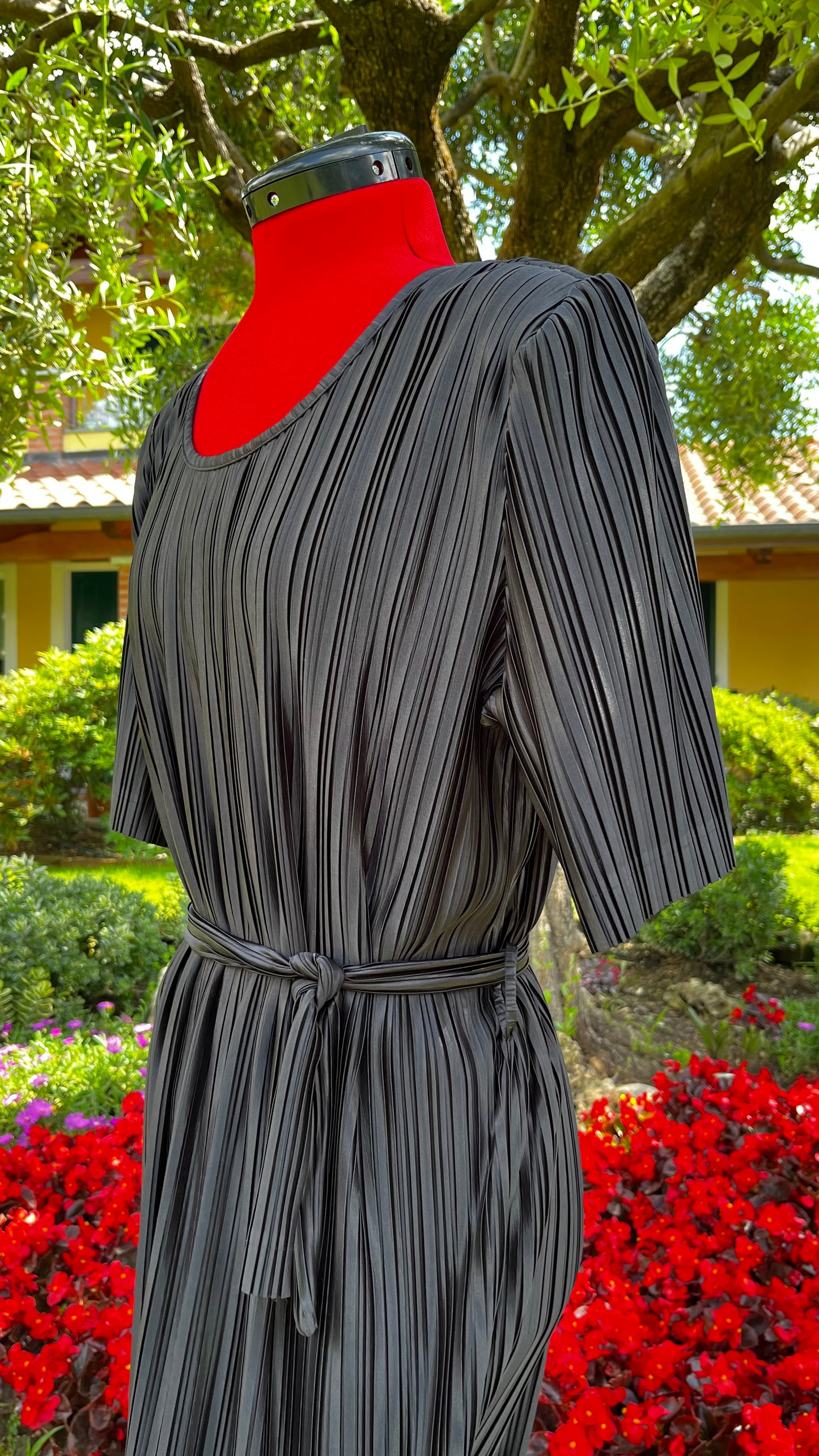 Abito midi nero