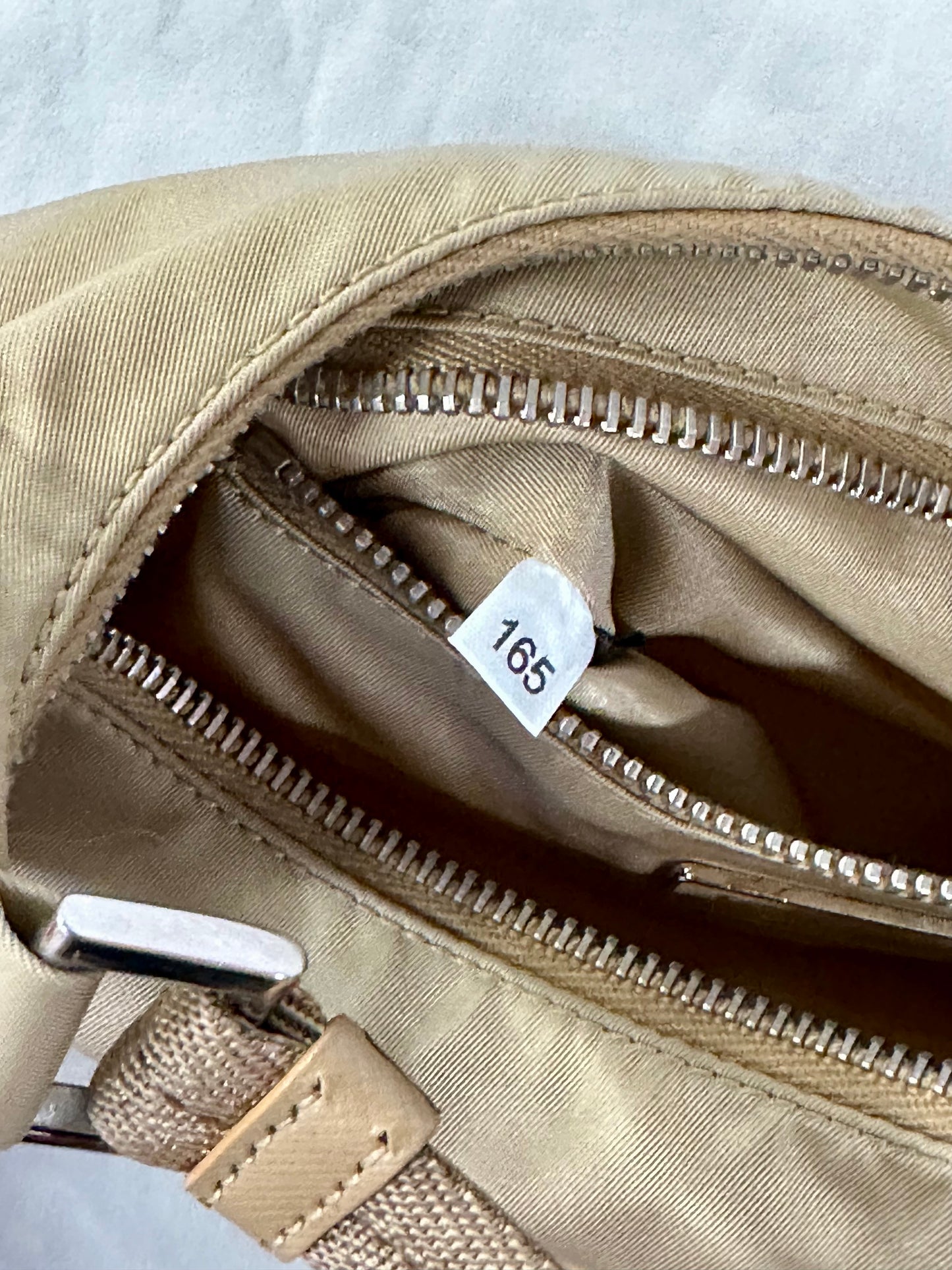 Borsa Prada Re-Edition vintage