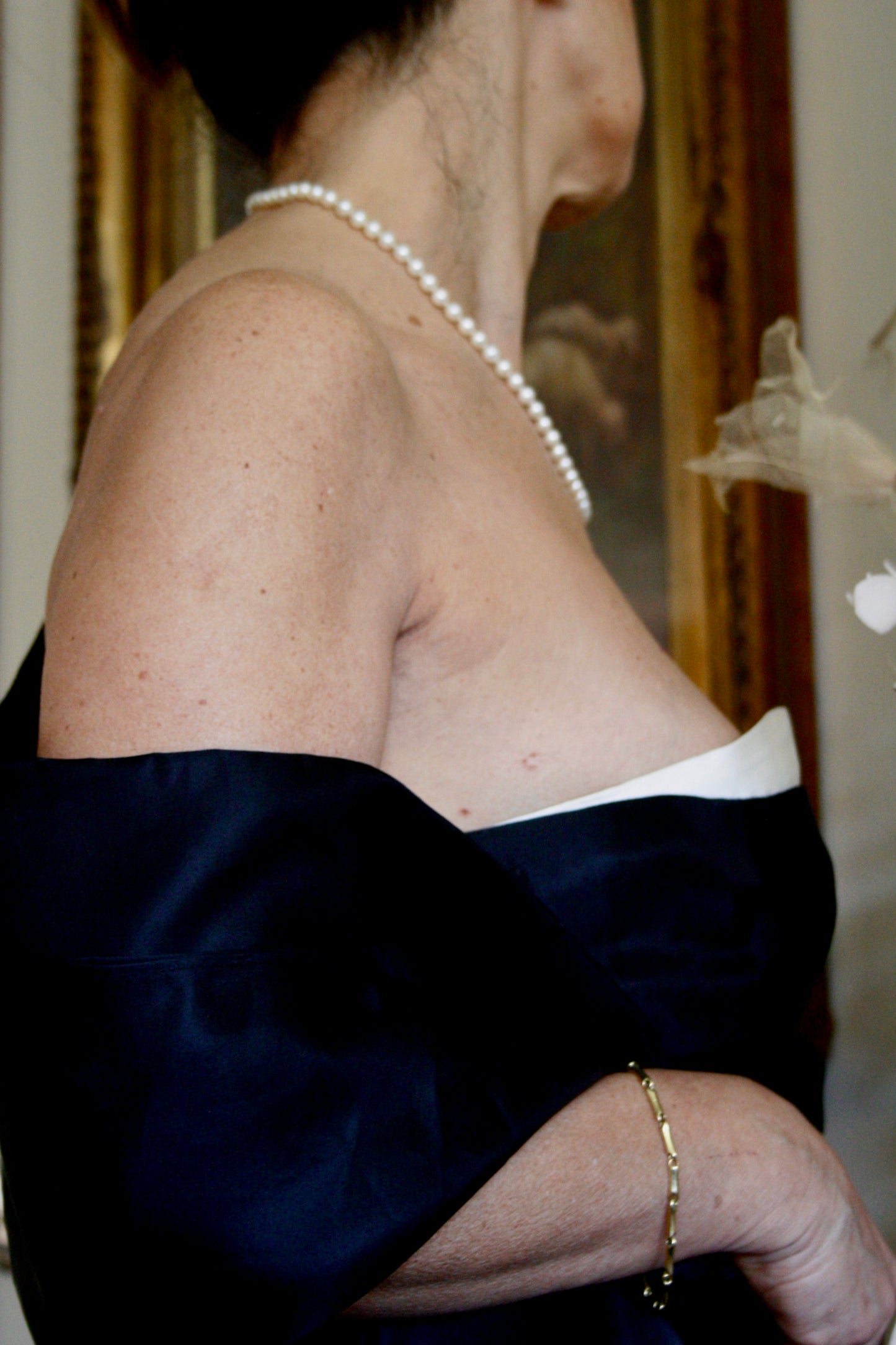 Abito da gala in taffetà di seta con stola