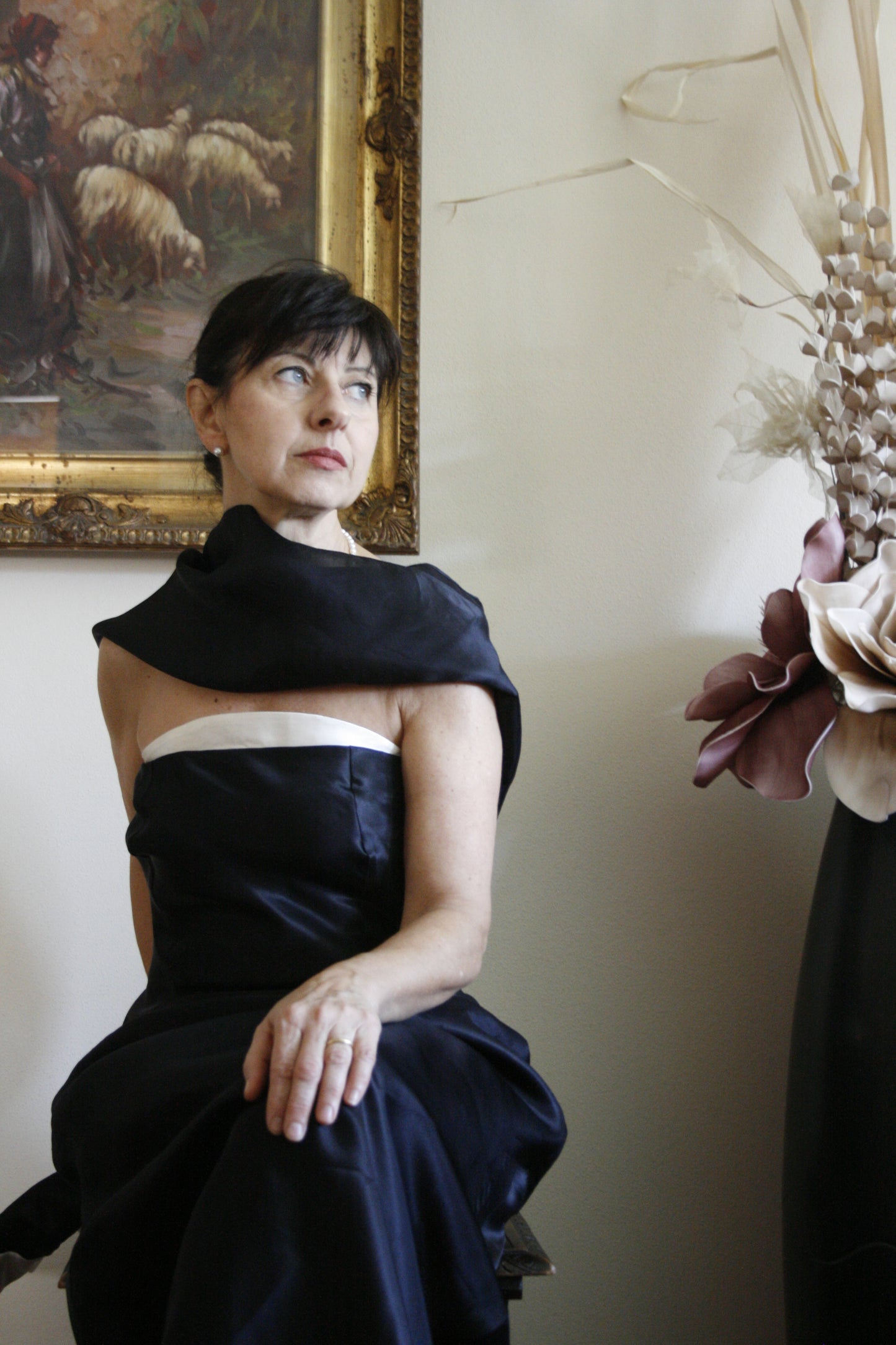 Abito da gala in taffetà di seta con stola
