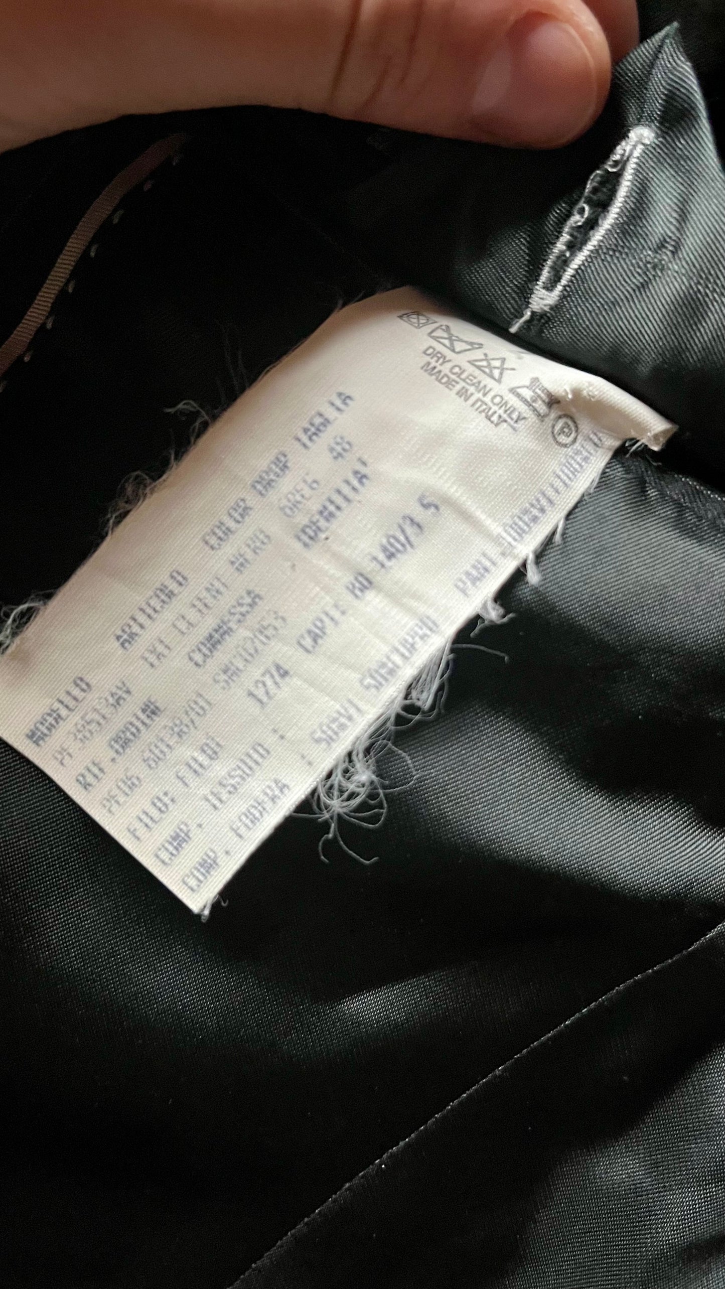 Completo grigio gessato Lardini