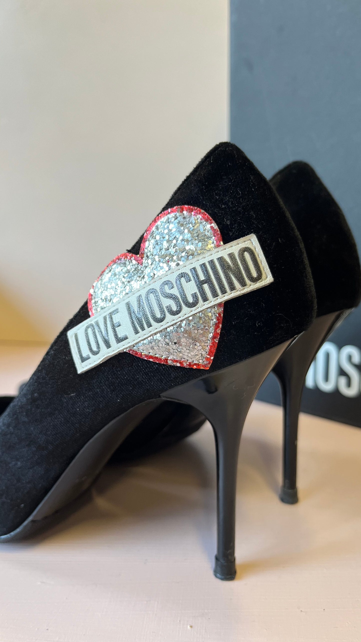 Décolleté Love Moschino