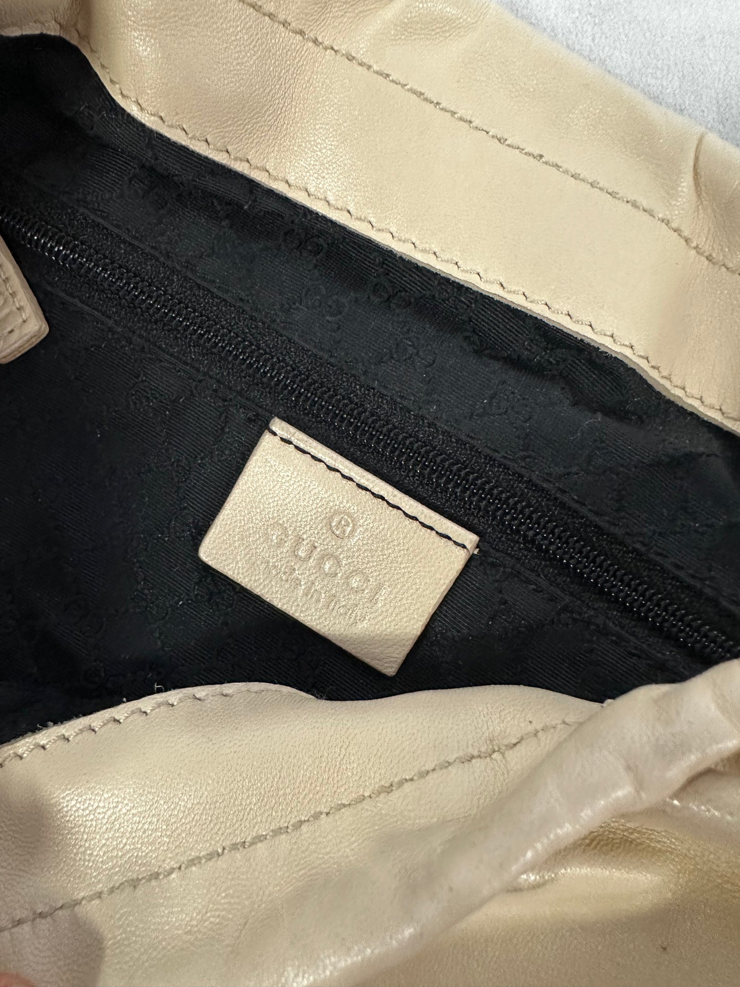 Gucci Drawstring Shoulder Bag Vintage