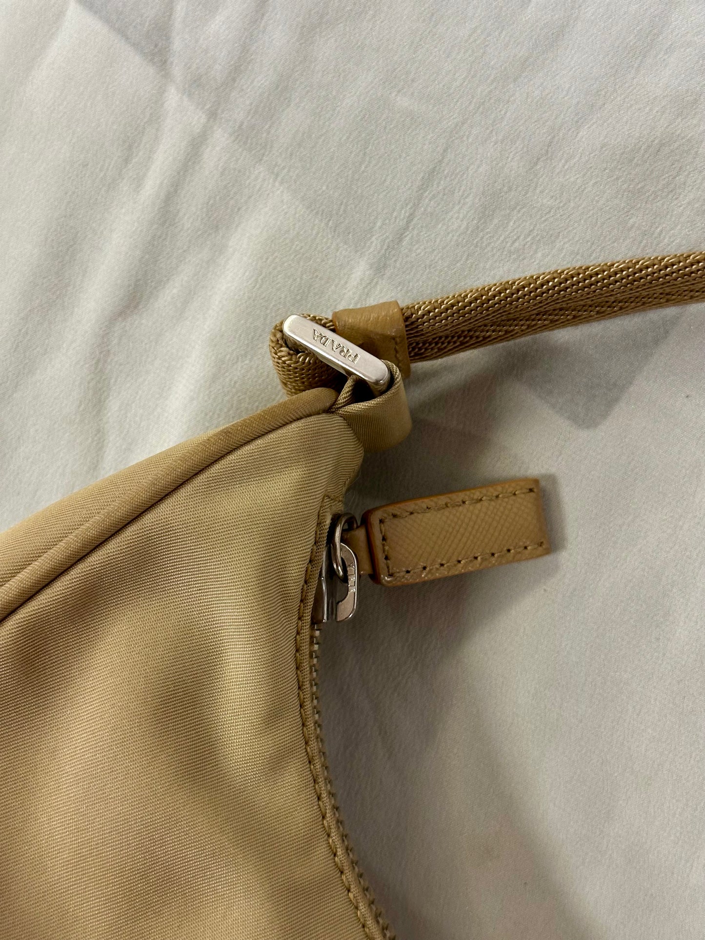 Borsa Prada Re-Edition vintage