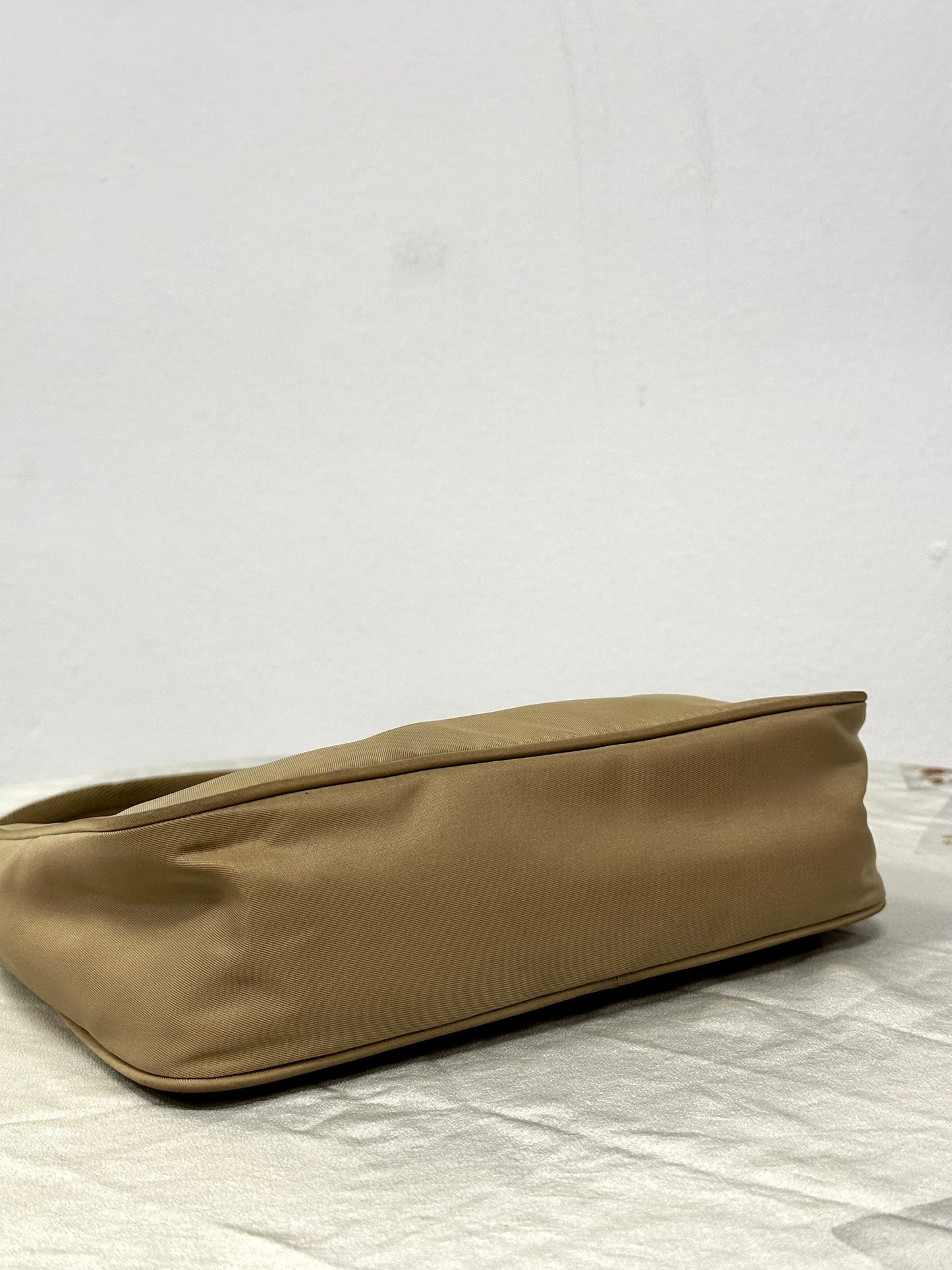 Borsa Prada Re-Edition vintage