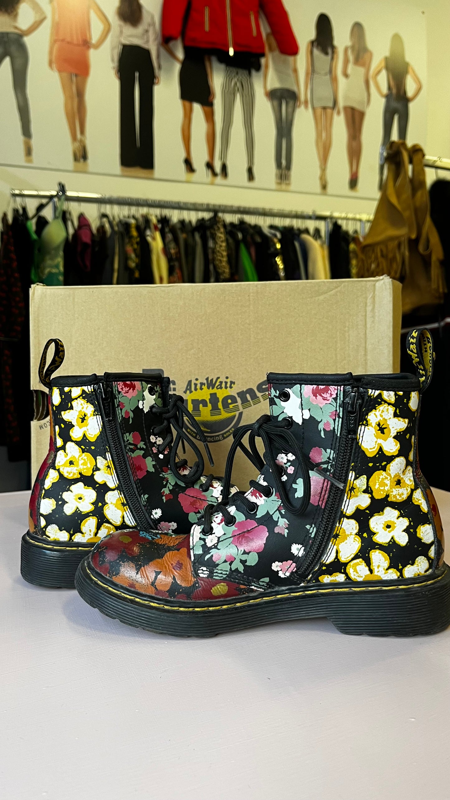 Dr. Martens fiorate