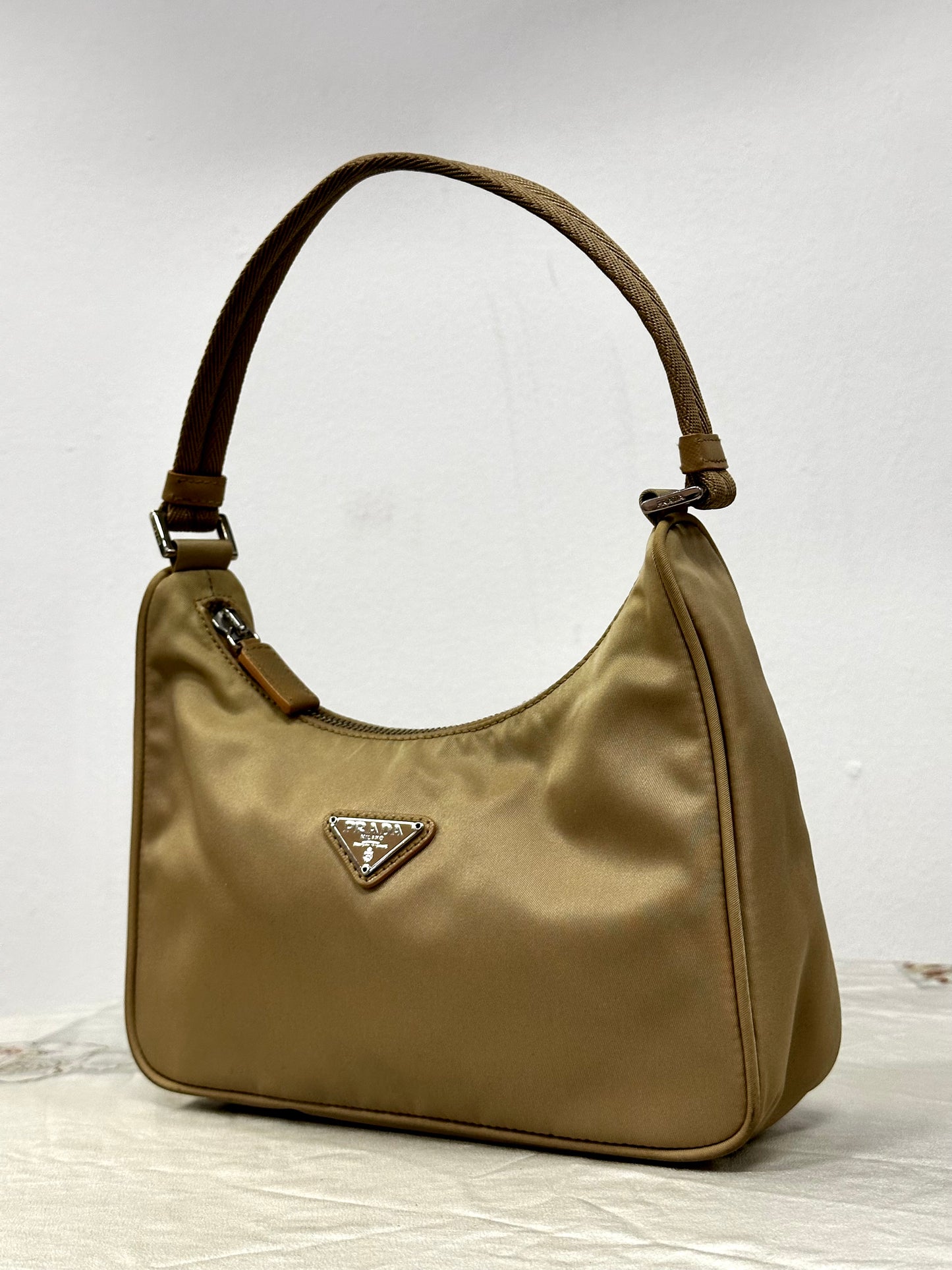 Borsa Prada Re-Edition vintage