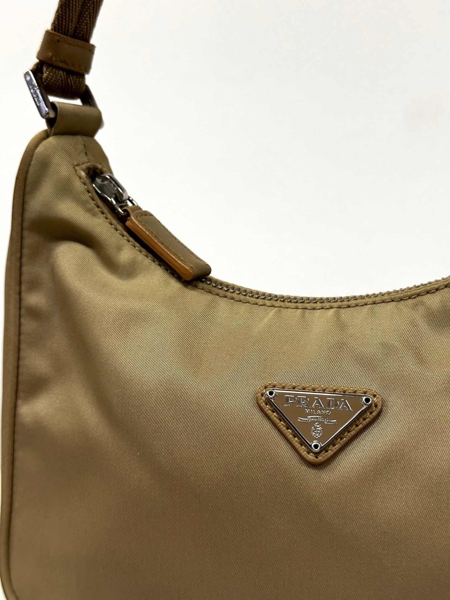 Borsa Prada Re-Edition vintage