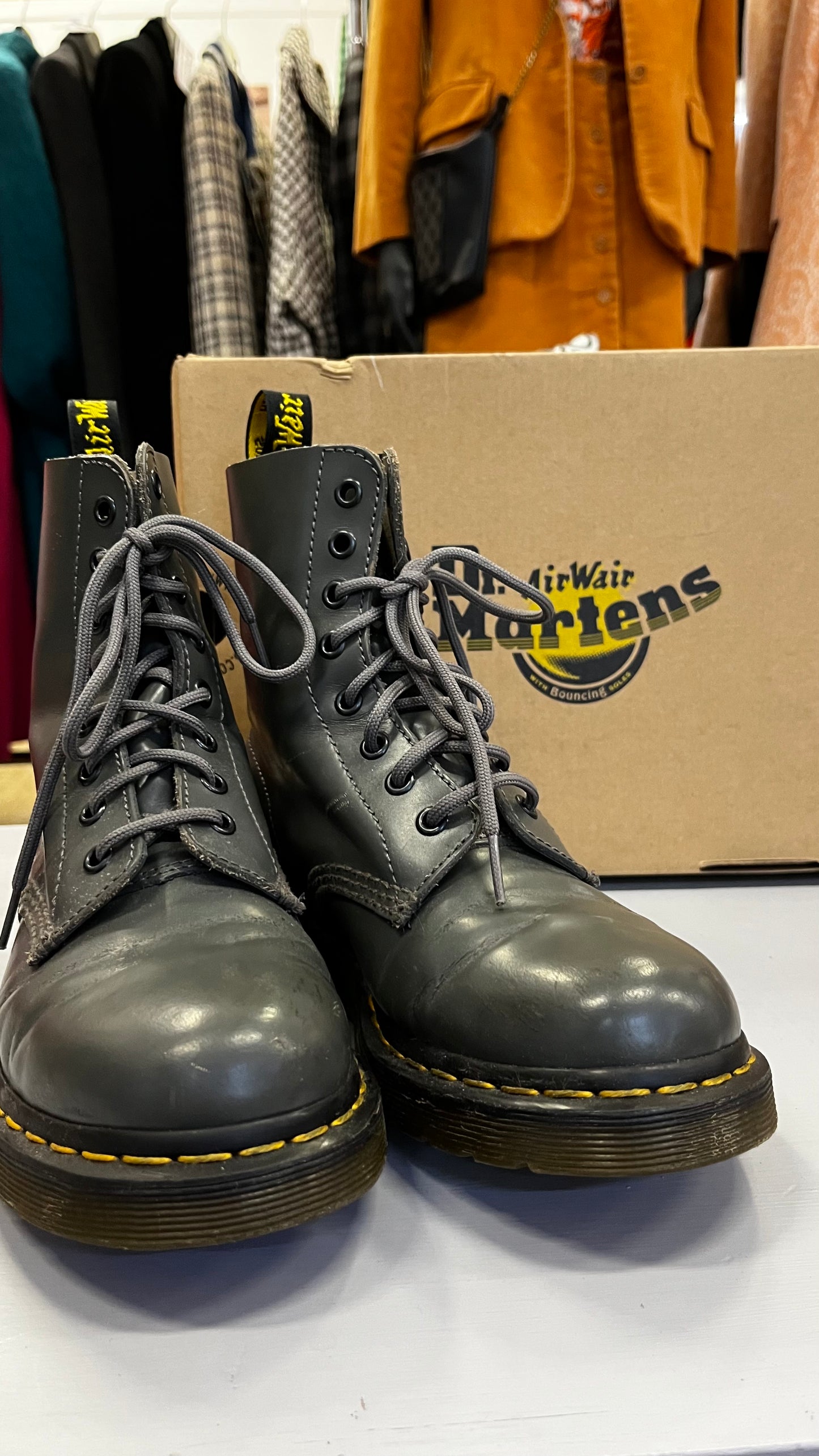 Dr. Martens grigie (n.38)