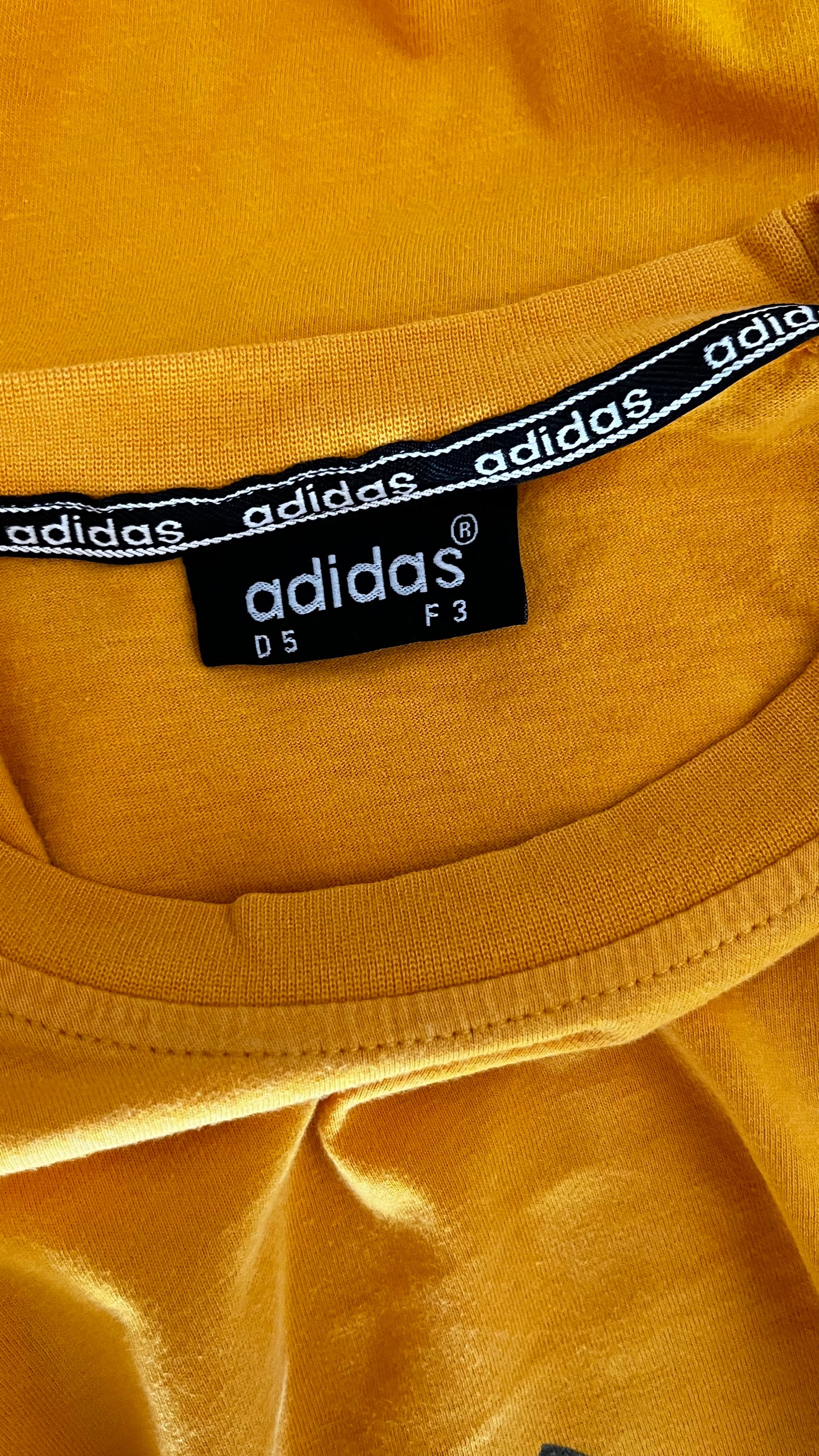 T-shirt Adidas